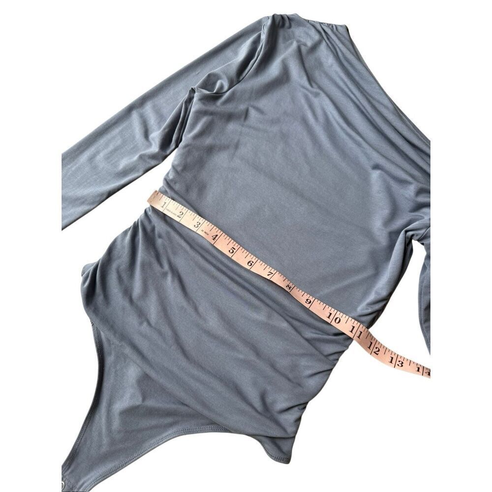 Abercrombie & Fitch Long-Sleeve Asymmetrical Draped Bodysuit Size XS - Picture 9 of 10